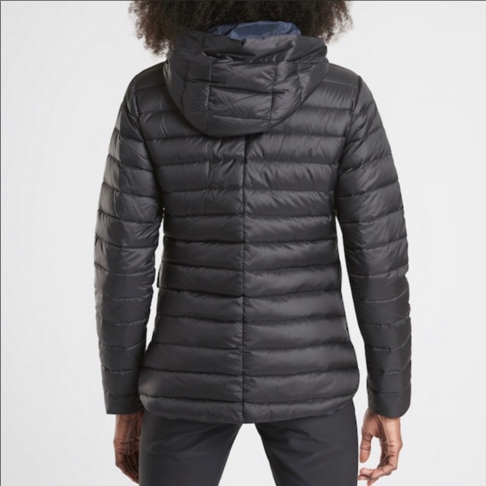 NWT ATHLETA Pulse Reversible Down Jacket - Picture 3 of 6